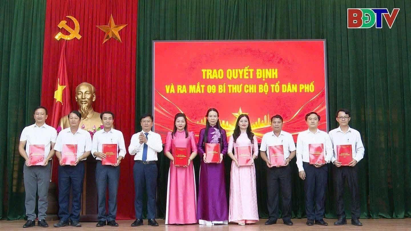 Đảng ủy phường Ba Đồn tăng cường đảng ủy viên giữ chức bí thư chi bộ - Giải pháp nâng cao năng lực lãnh đạo sau sắp xếp tổ dân phố