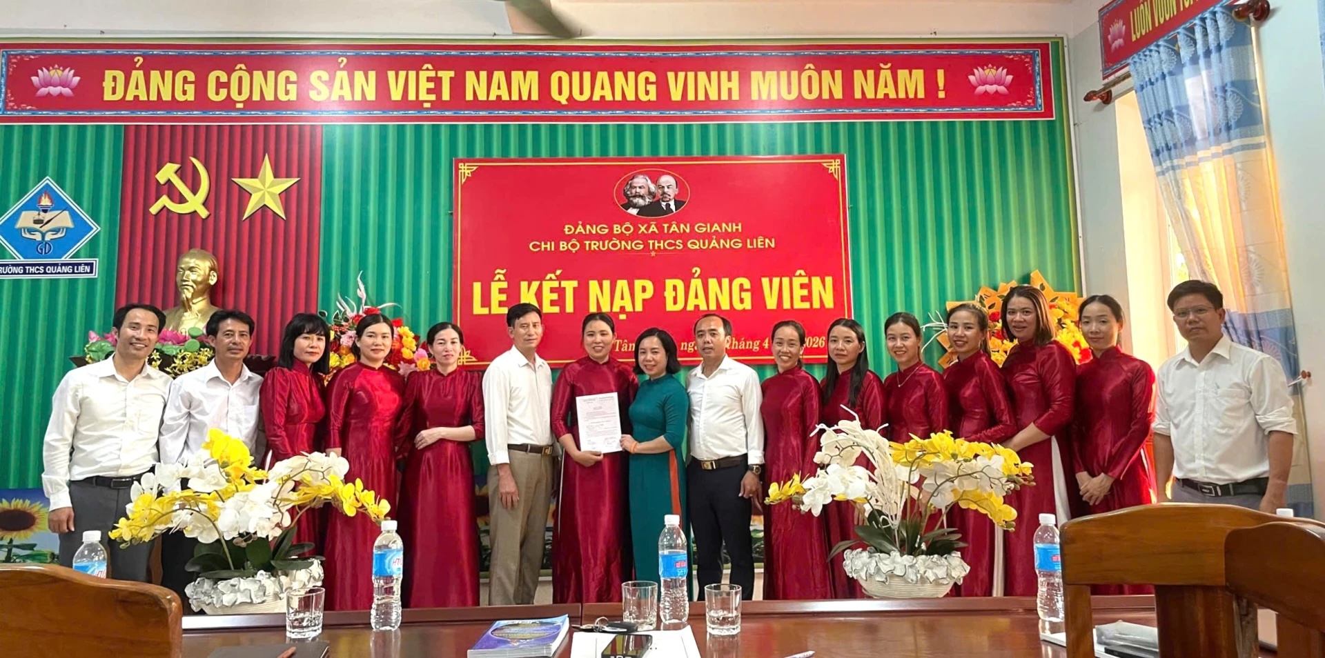 Tân Gianh tìm 'lời giải' cho phát triển đảng viên