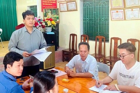 Quy định tiêu chuẩn, nhiệm vụ, quyền hạn của Trưởng thôn, Tổ trưởng tổ dân phố